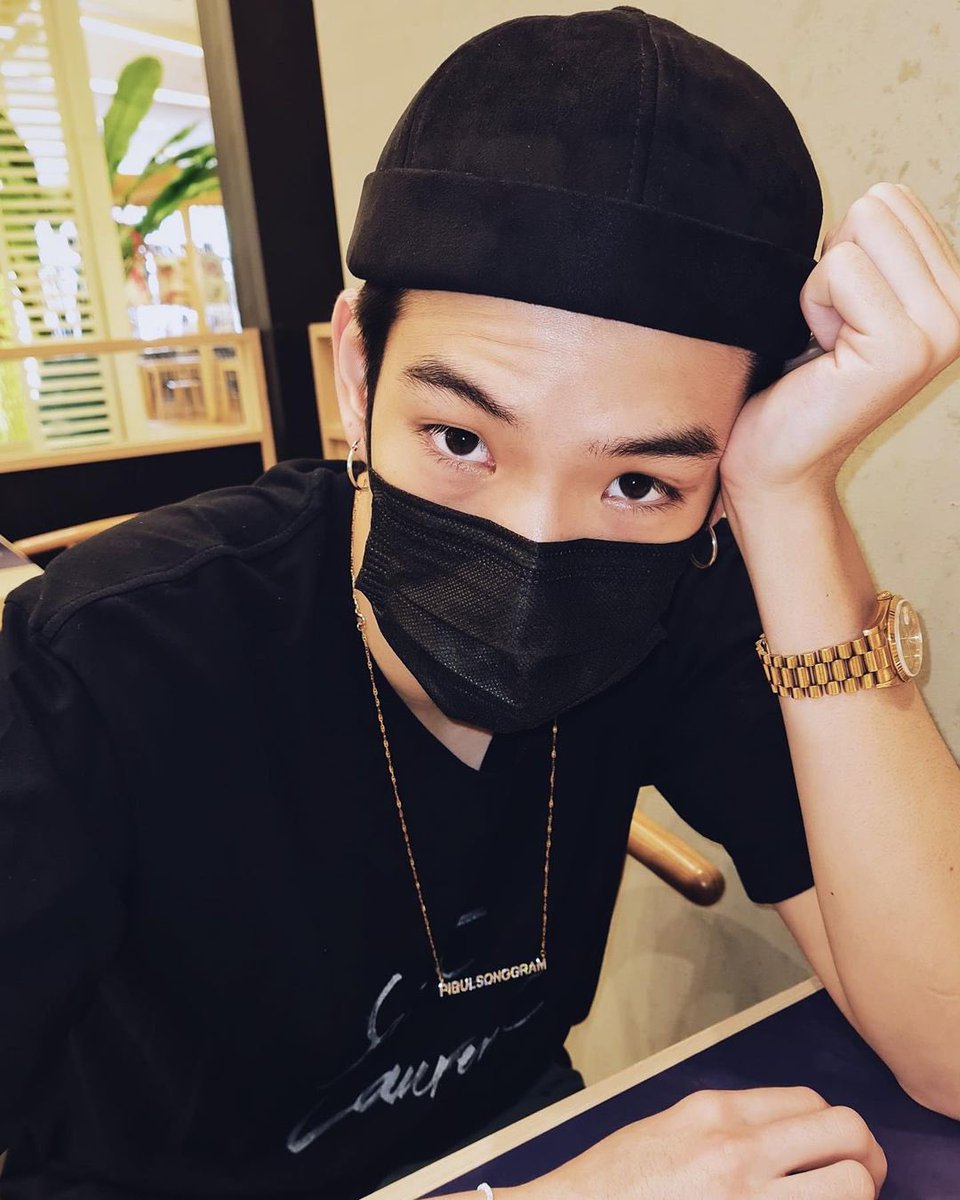 inxjupit's tweet photo. b&amp;w (again) 🖤🤍 https://t.co/InBQtxaxA7