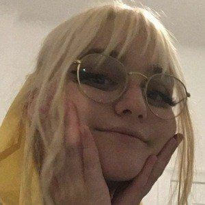 niki nihachu as squishmallows, a thread