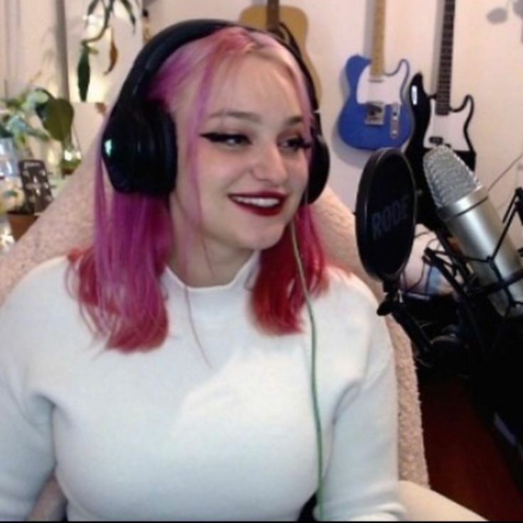 niki nihachu as squishmallows, a thread