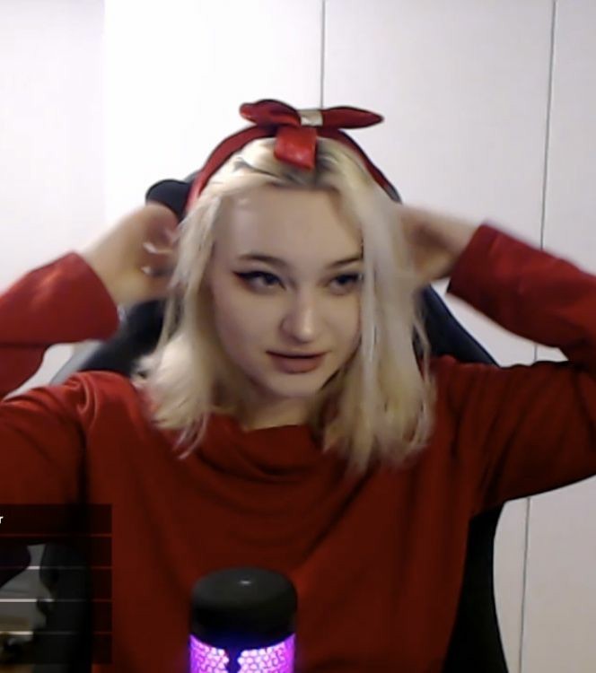 niki nihachu as squishmallows, a thread