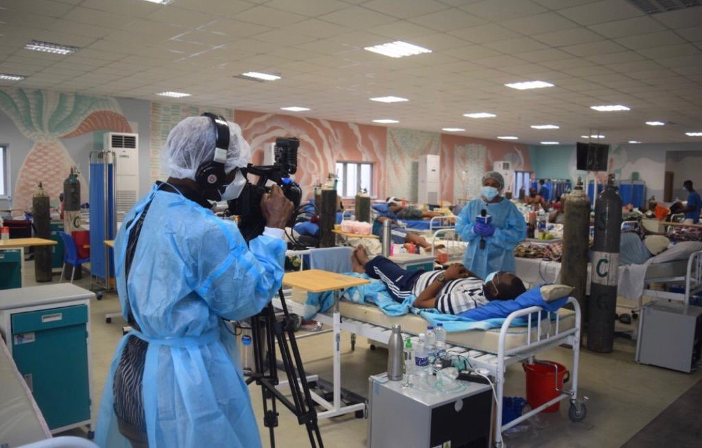 EXCLUSIVE: The second wave of COVID19 is getting more serious.  More patients depend on oxygen at the Lagos State Yaba IDH. 

Our own Brave <a href="/AdedojaTVC/">Adedoja Salam-Adeniy</a> doing this again .. 💪🏼💪🏼💪🏼

Watch TVC Prime Time News at 10pm today for details.

<a href="/jidesanwoolu/">Babajide Sanwo-Olu</a> 

#Covid19 
#Covid19Lagos