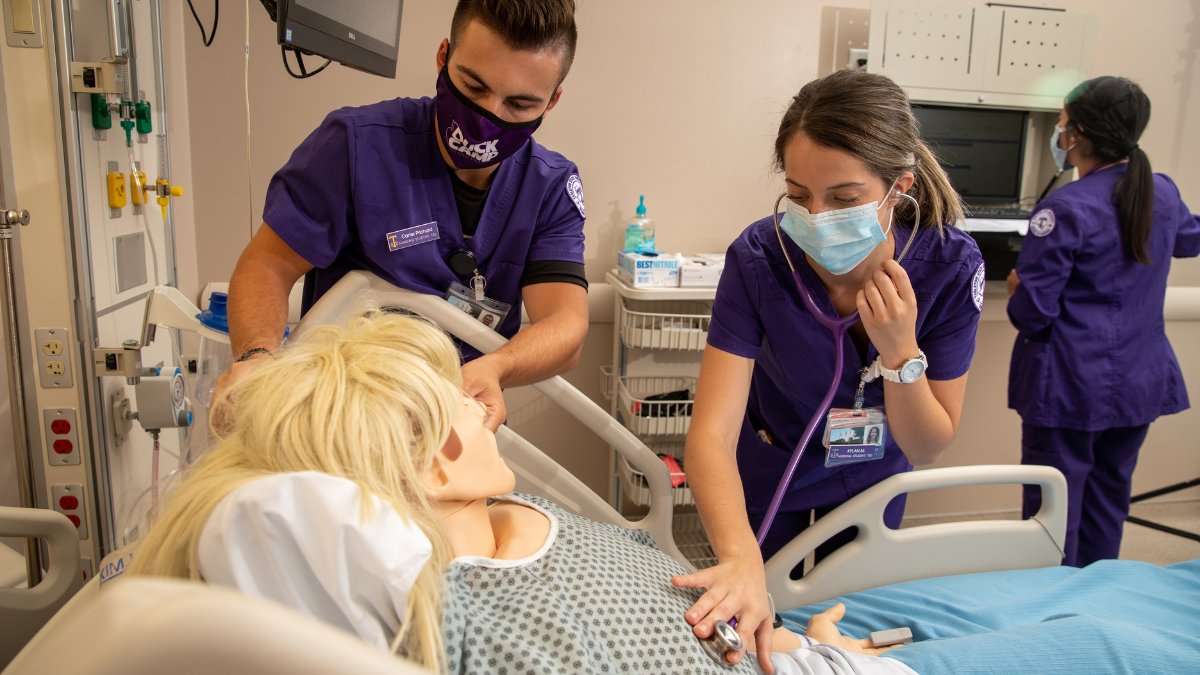 TarletonState's tweet photo. Tarleton's nursing program received a $1.5 million gift recently from the estate of retired Air Force Col. Charles Leigon. This is the third-largest cash donation in university history. https://t.co/GvCxJgywa6 https://t.co/dnVKZ8B0r3