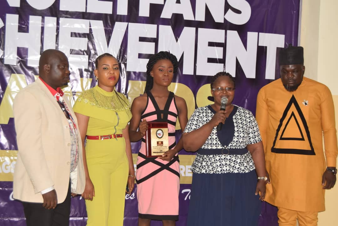 nollyfans's tweet photo. Best in Physics and Chemistry student with parents and school rep@#nollyfansachievementaward https://t.co/A0OGlPcbqd