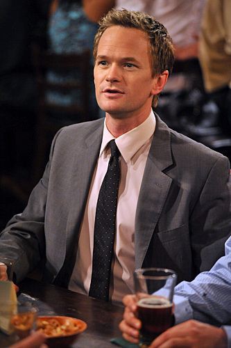 series_o's tweet photo. Barney Stinson // How I Met your mother https://t.co/NaH259jb0i