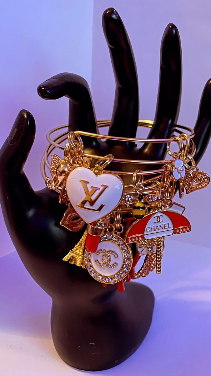 B Charmed B Charmed Charm Bracelets Apple Watch Bands Retweet To Help Me Find My Next Customer Link In Bio Blackownedbusiness Affordableaccessories Blackbusinessfriday Your Fav Black