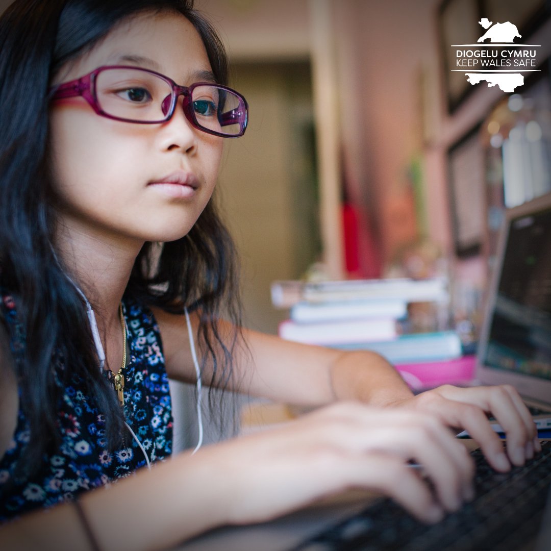 All maintained schools in Wales have access to a range of digital tools that can support distance learning through the Hwb digital learning platform, including virtual classrooms and video conferencing facilities.

hwb.gov.wales/distance-learn…

#KeepWalesLearning