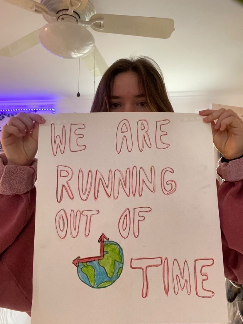 fffdelaware's tweet photo. Pictures from todays virtual school strike, with covid running rampant throughout our state (452 per 100k) we will be virtual for the foreseeable future. More pictures will be included below. #FridaysForFuture #FightFor1Point5 #schoolstrike4climate #fffdigital https://t.co/6TI77Aom6b