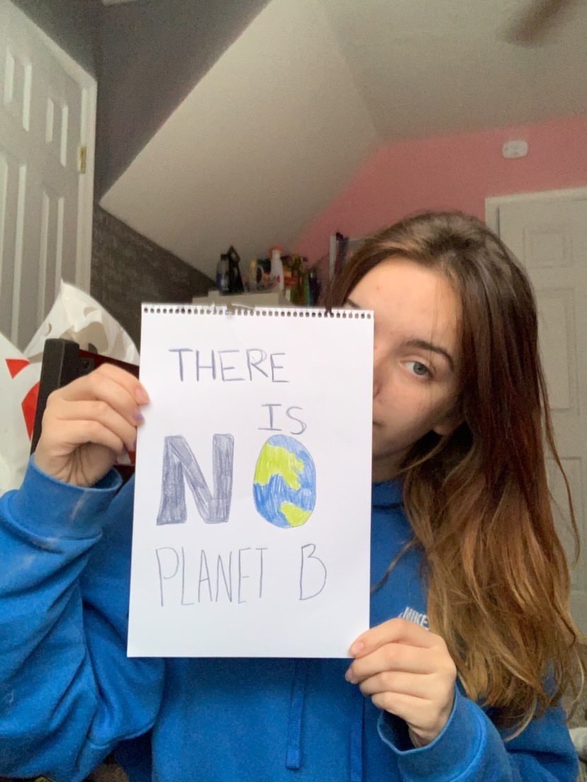 fffdelaware's tweet photo. Pictures from todays virtual school strike, with covid running rampant throughout our state (452 per 100k) we will be virtual for the foreseeable future. More pictures will be included below. #FridaysForFuture #FightFor1Point5 #schoolstrike4climate #fffdigital https://t.co/6TI77Aom6b