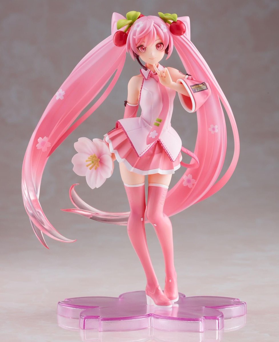 next up! we have taito's sakura miku 2021! my absolute favorite sakura miku figure!! i'm in love