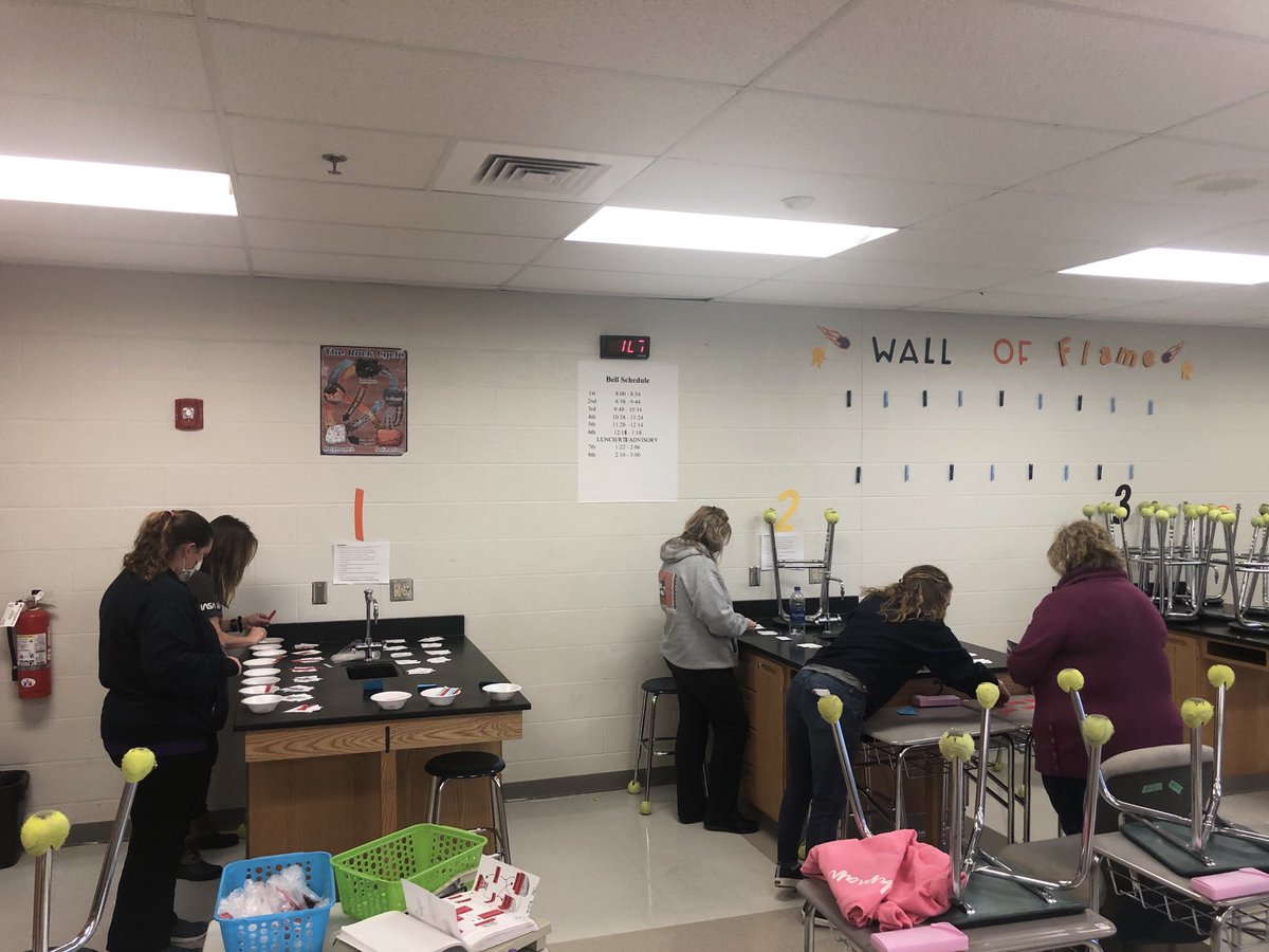 SweetScience11's tweet photo. These are the amazing teachers working hard to help me get some activities ready for science ! I have some AMAZING colleagues and friends here at BMS! #Sweetscience11 https://t.co/DAEKcjeGug