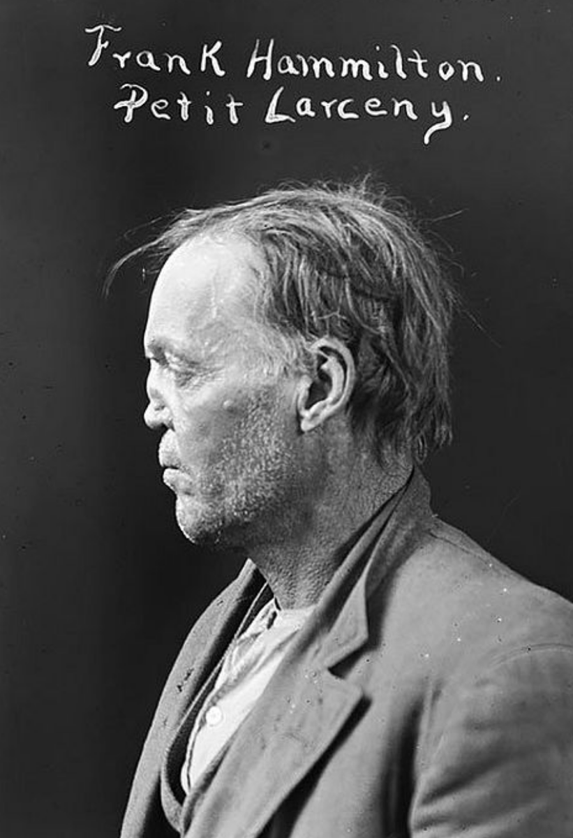 These vintage mugshots taken in the 1900s were discovered by photographer Anne Svenson, resulting in the book "Prisoners" - a collection of 70 images with accompanying narrative text on each subject.See a few of them in the next tweets.