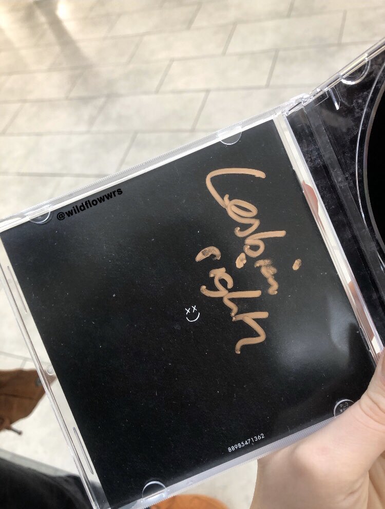 - THIS is Louis Tomlinson with LGBTQ+ community