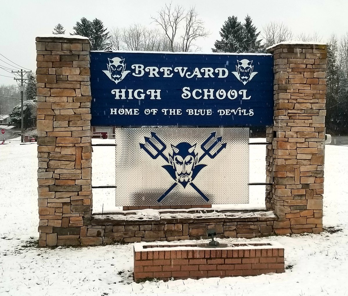 dr_abernethy's tweet photo. Virtual Day, quiet and beautiful here at BHS. https://t.co/DxRJrVQwi3