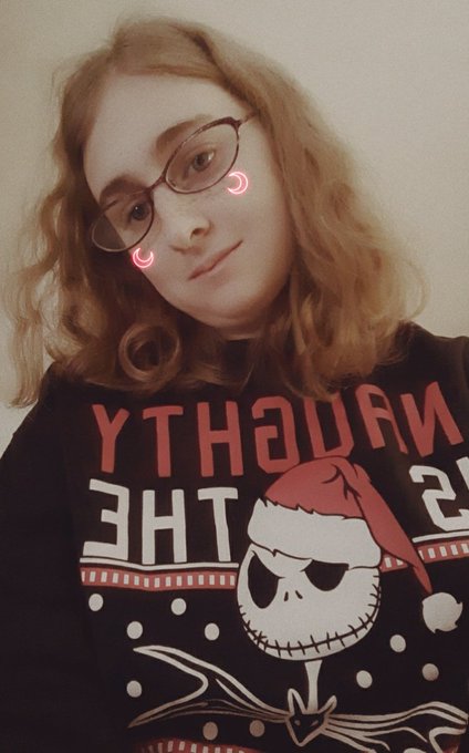 Morning selfies! https://t.co/5dEKGXQyng