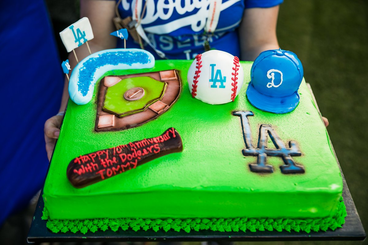 LASEC's tweet photo. Our hearts go out to the Lasorda family and the Los Angeles Dodgers community. We have been fortunate to have Tommy join us for numerous @Dodgers All-Access events and we will keep those wonderful memories close to our hearts. https://t.co/xyB0Joos8d