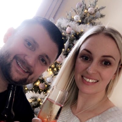 amynobleXO's tweet photo. #NewProfilePic https://t.co/5XWKHV4EVt