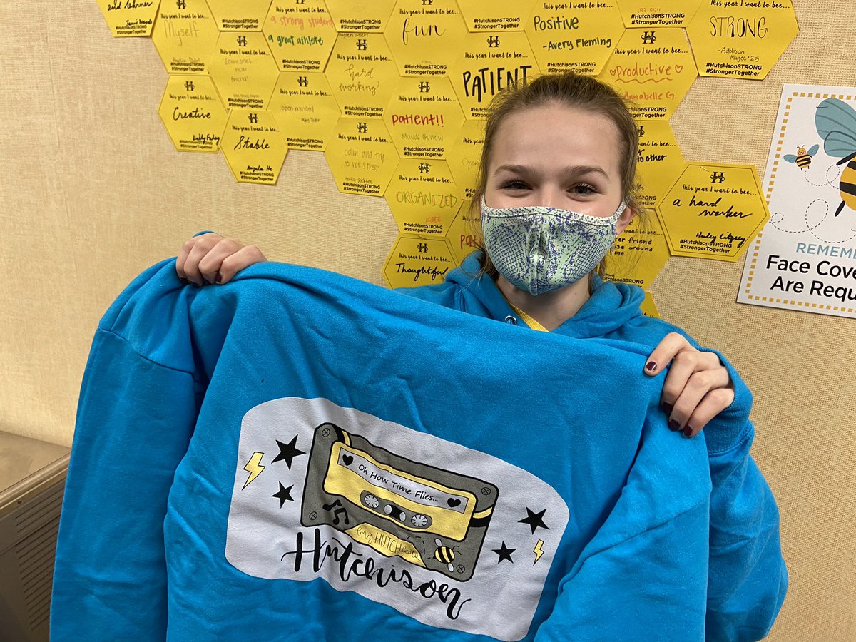 hutchisonms's tweet photo. 8th grade received their class sweatshirts today. Kudos to Bella Klimo, who created the awesome artwork that is featured on the back of each one! Great job Bella!! #eighthgraderocks #classof2025 #hutchms https://t.co/ztoIXE8YLV
