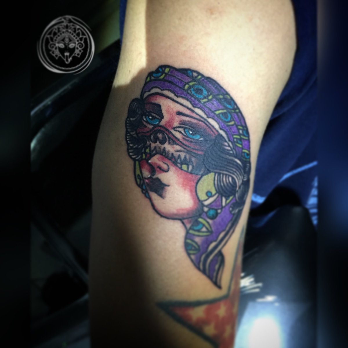 LySDragon's tweet photo. Diseño proporcionado por el cliente 🔥

💉🖤🐲🤘🏻🙏🏻

#tatuaje #tatuajes #tatuajespequeños #fullcolor #tattoo #ink #inkedboy #inkboy #tattoomen #cdmxtattoo #tatuajescdmx #tatuadora #tatuadoras #tatuadorasmexicanas #tatuadorasmex #lydragon https://t.co/xKq7XV6IJu