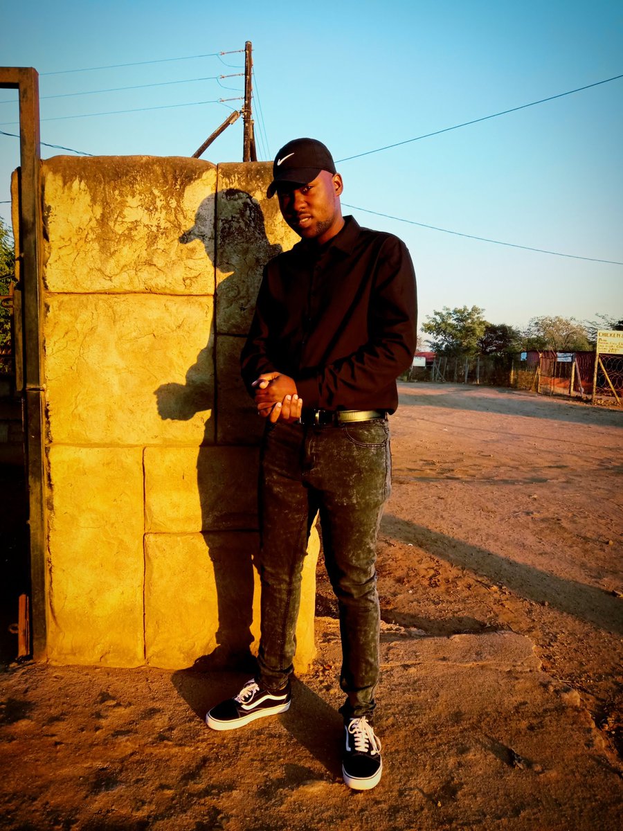 #2020BlackTwitterAwards

I'm at the Gate🔥😅