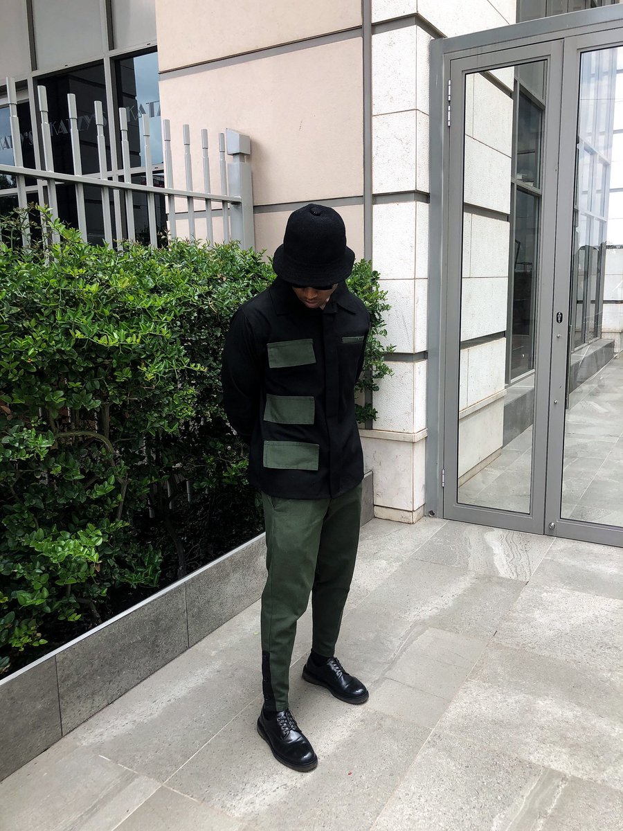 OceansTshepo's tweet photo. DESIGNED BY TSHEPO PHALA: Phormal Wear 🧶®️ https://t.co/bzBDJOr90W