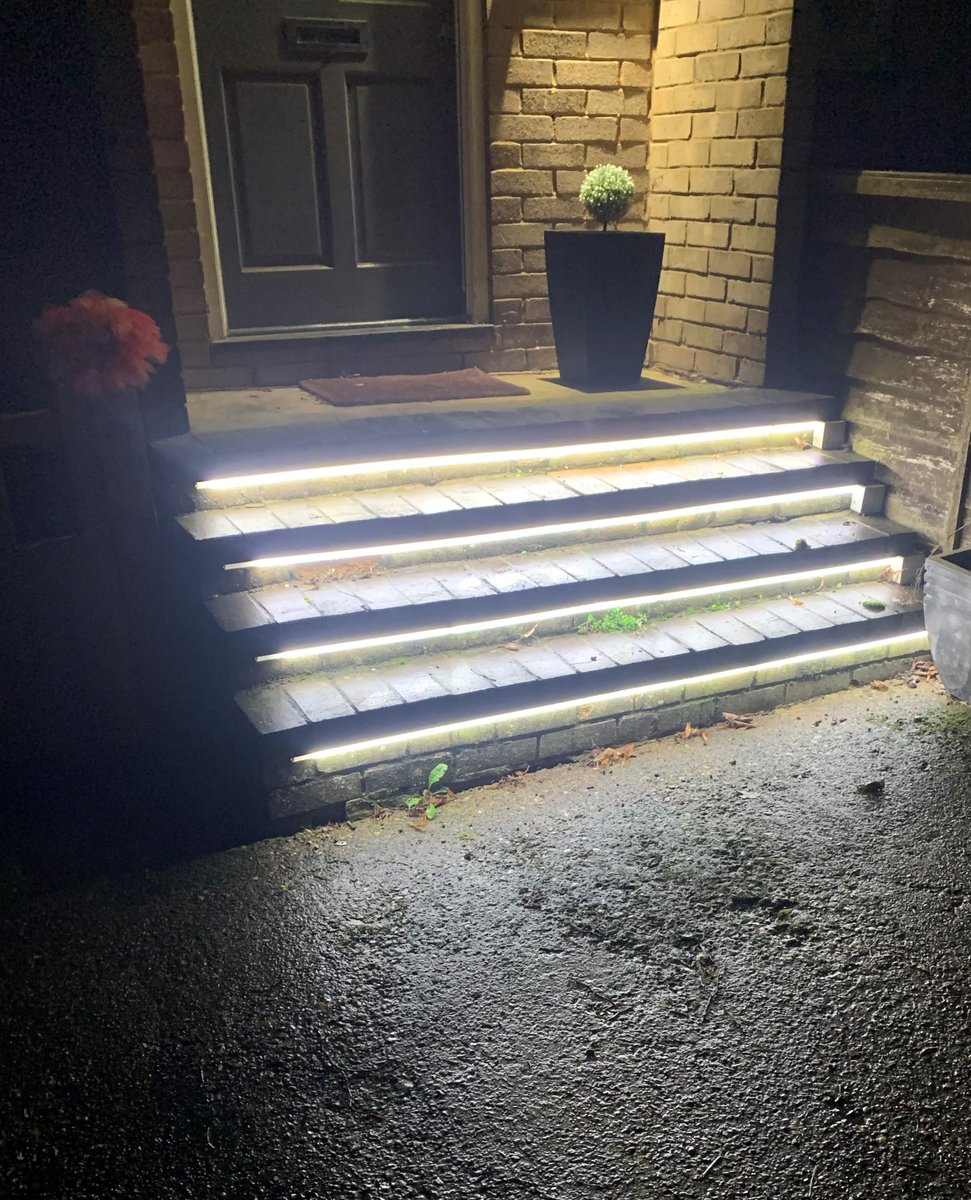 1brightscape's tweet image. LED step lighting