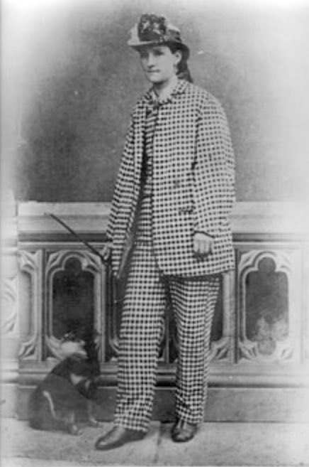 Have you heard the one about the lady who set off walking one day in 1864 & didn’t stop….You know, the one with a connection to  @AnnieLennox &  @The_Proclaimers She became so famous she had to carry a pistol with her everyday.No? Read on to meet Emma Sharp...