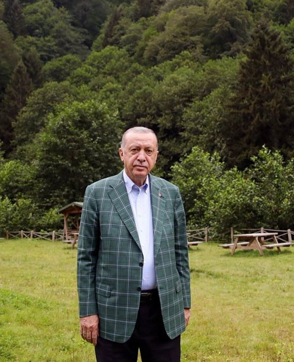 zumruduu_ankaa's tweet photo. Bir Sevdadır Davamız Destanlar Gibi..!

Biz Seninle Ölümüne Ölümüne 🇹🇷❤️

#ErdoğanileBirÖmür https://t.co/3DTpcD0rIp