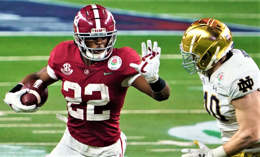 omarurena_'s tweet photo. Enfrentar a Najee Harris (22):

"No es un secreto que Najee es uno de los corredores más dinámicos, lo más importante es disciplina y concentración. Necesitamos permanecer en nuestros huecos y correr los once al balón en cada jugada".

LB Justin Hilliard (47)
#LosBuckeyes https://t.co/genu8KdR2l