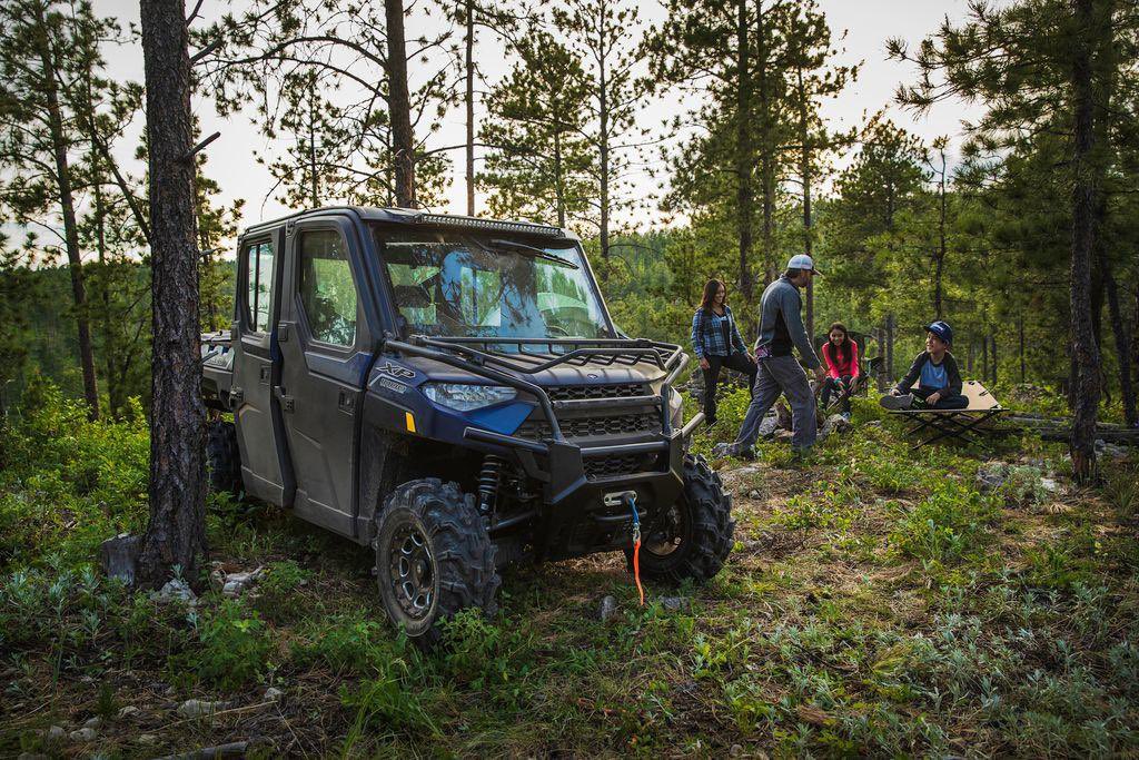GrapevinePS's tweet image. Ranger Crew models have space for the whole family! Get out there and spend time with your crew! #grapevinepowersports #polaris #texas #friyay #family #friends