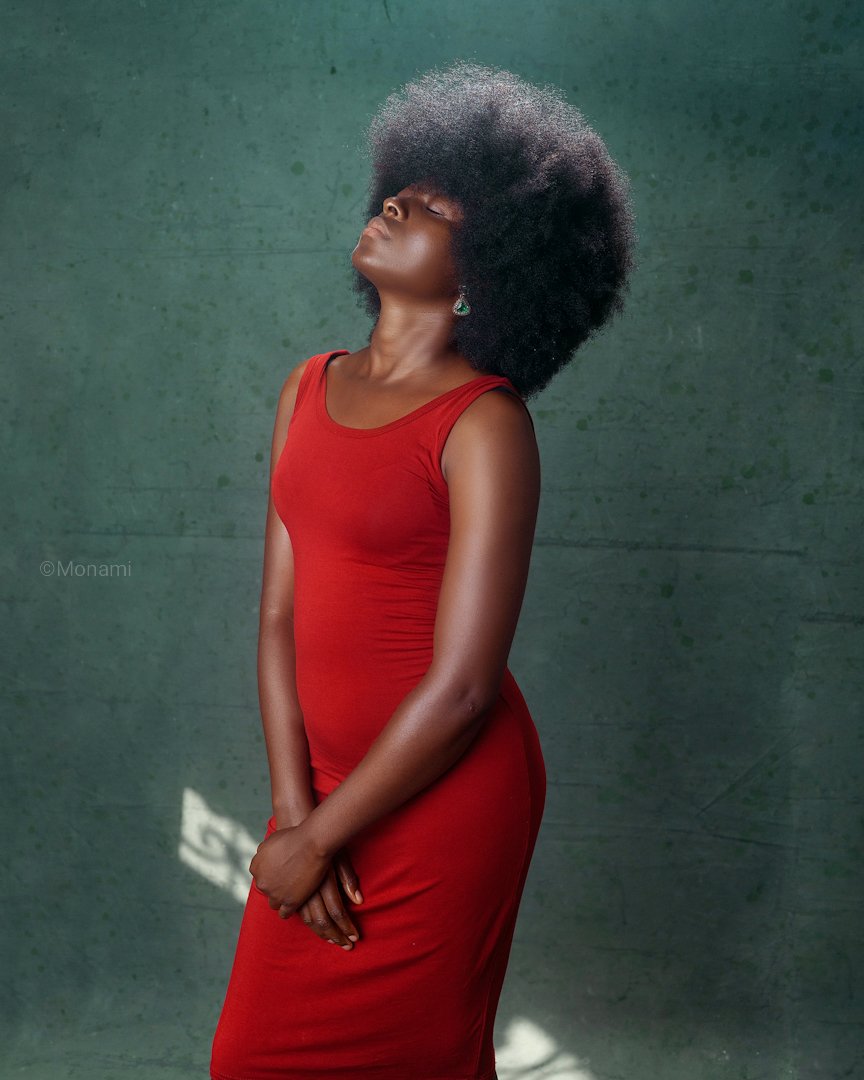 Monami_Photos's tweet image. This year I'll make efforts to improve on my studio images.
Come and patronize me let's create awesome photos together.

#studiophotography #creativeimages #Wizkid
#WhatsApp