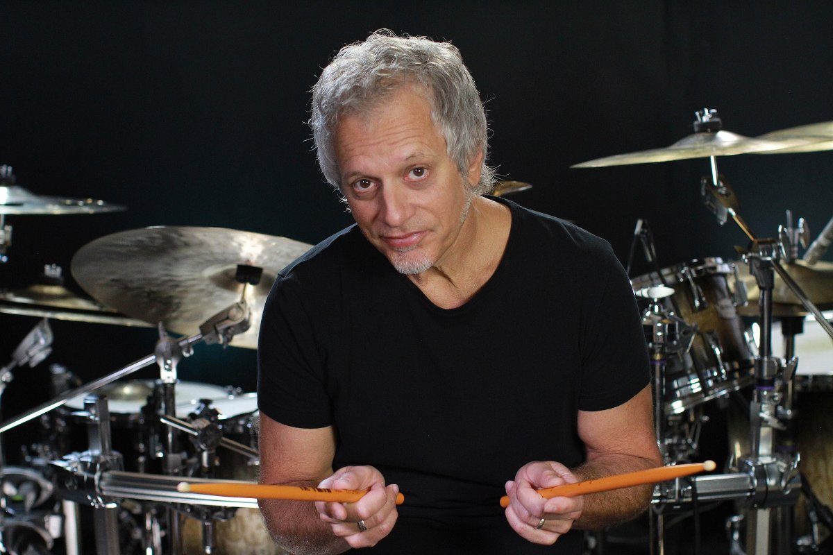 We're delighted to have Dave Weckl, Stanton Moore and David Garibaldi as our cover stars of Issue 298's in-depth guide to Drum Studio Tech! 🥁 rhythmdrumnetwork.com
Create a killer online setup with Jim Toscano's step-by-step guide!
Oh, and Happy Birthday <a href="/davewecklmusic/">Dave Weckl</a> 🤟