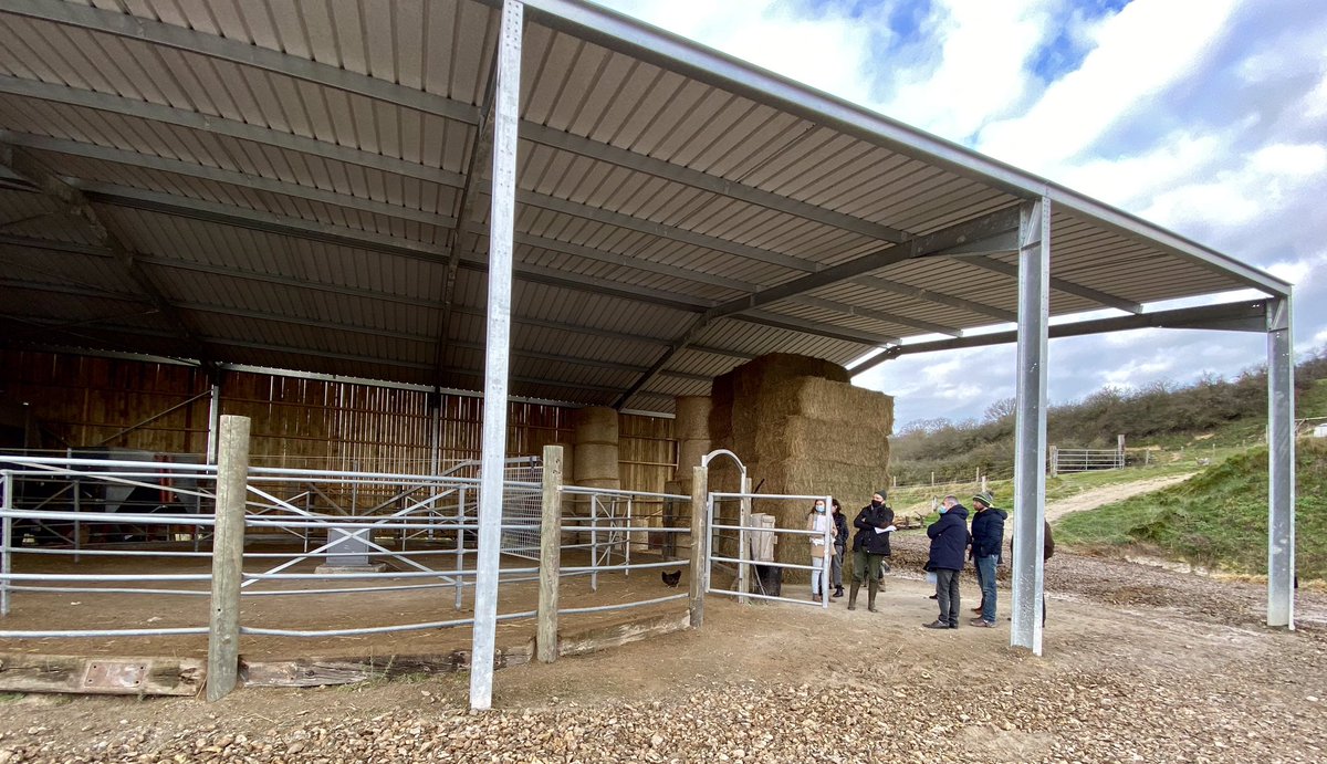 Thierry_Duliere's tweet photo. #Bellengreville Visite des installations aidées par @RegionNormandie 35.156€ pour Manège & Marcheur #LeChevalBleu #BlueBarn Bel exemple des aides en milieu rural de la filière équine Toute la #Normandie est la terre du #cheval #MalikaCherriere #IVandenberghe #reining https://t.co/Etirz2HkqJ