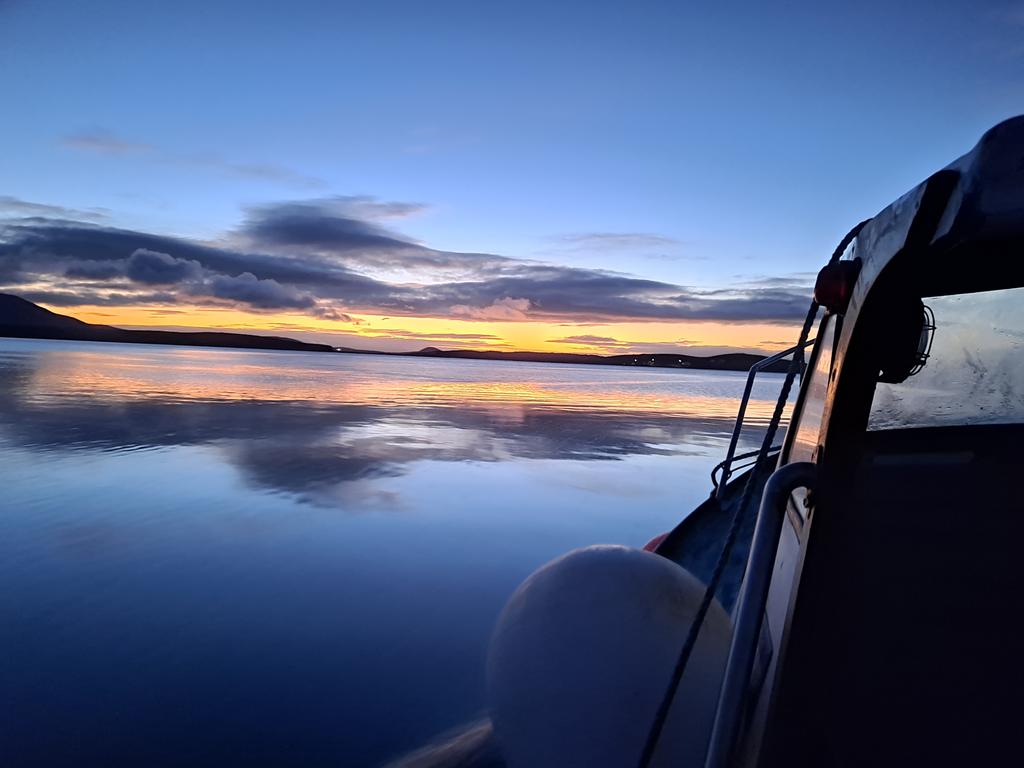 Inishlyre's tweet photo. Homeward bound. #Inishlyre #IrishIslands https://t.co/0i1s0nbVNE