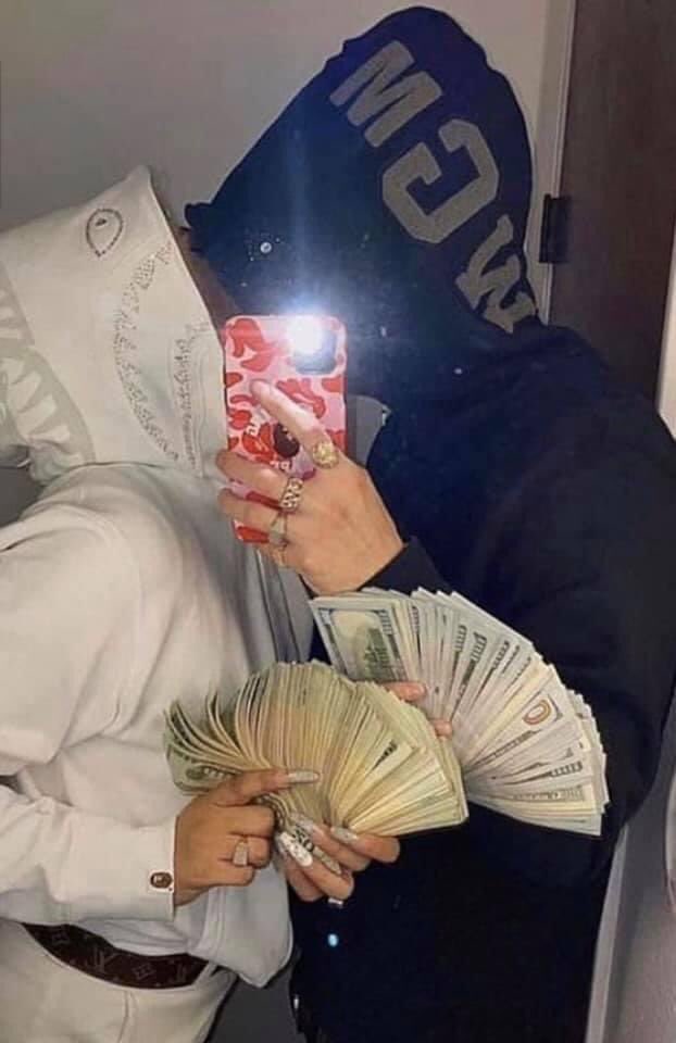 gracious_wood's tweet image. I heard them private relationships hit different 🤔❓❓❓