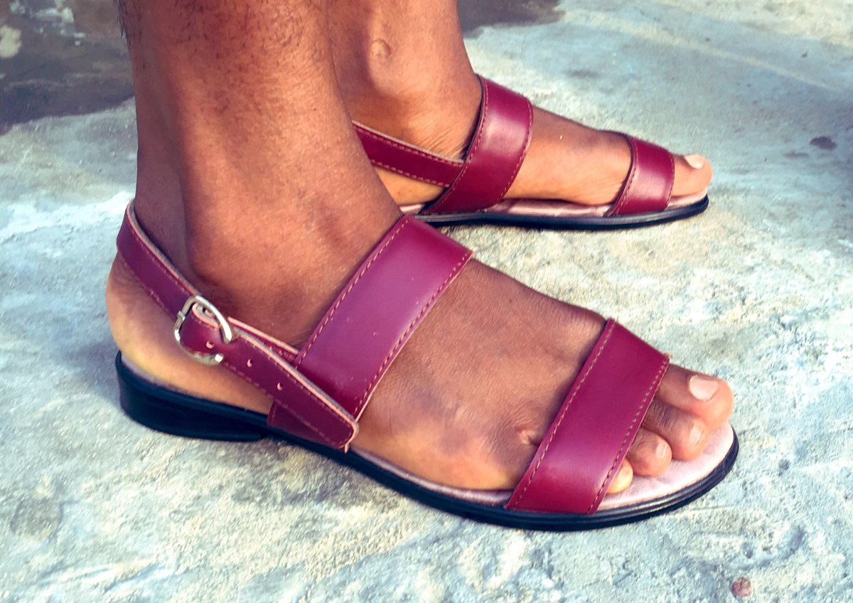 onahzil's tweet photo. It pays to buy a #Ladies shoes, #Quality product.
Cheap things no dey last.

#SMEFriday #abbestng #abbest #fashion #footwear .
Why is #ObasekiOUT is #trending ? https://t.co/qvOzd2pKM9