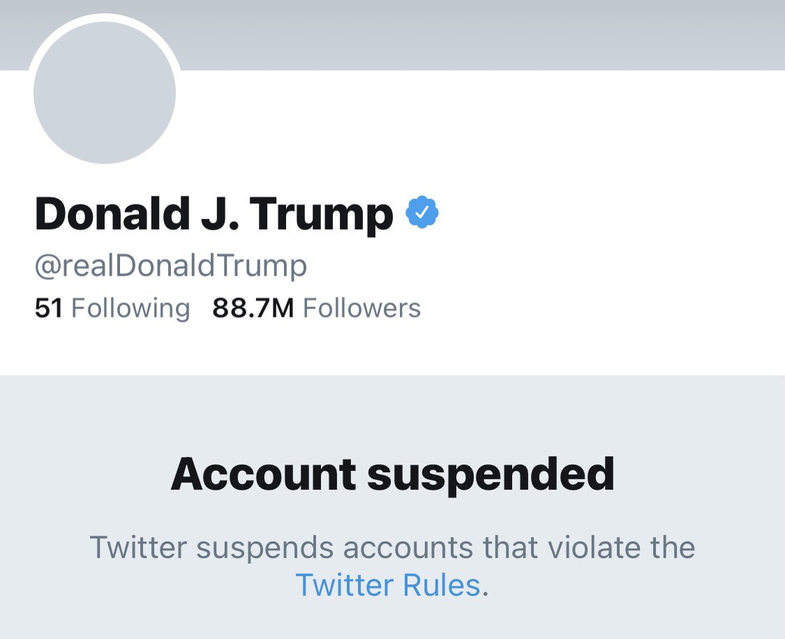 NickdotSmith's tweet photo. His final Horcrux has been destroyed. The time is now. https://t.co/4PShRQL4hQ