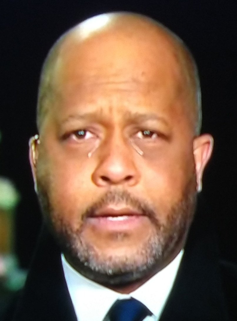assiramnes's tweet photo. @MiniTuxedo Was he crying today? Someone should check in on him! https://t.co/hhZDCHpEOz