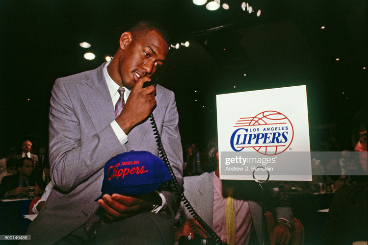 bballrecordpod's tweet photo. New podcast episode. Guest: Danny Manning. @KUHoops legend, #1 pick (@LAClippers) of the 1988 NBA Draft, 2x All-Star ('93 & '94) and Sixth Man of the Year ('98).
🔊 https://t.co/VBqgLN05Tu | Subscribe free to my show. Search ‘In all Airness’ on your podcast app.
📷 @ADBPhotoInc https://t.co/B9ZqdRQwFZ