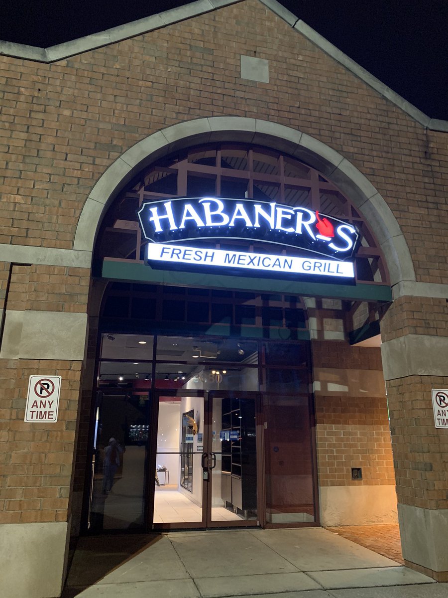 jhonnycruz__'s tweet photo. Hey hey hey !!
Habaneros is expanding to Mill Run !
Thank you all for the support &amp; making this possible.
📍3680 Fishinger Blvd Hilliard OH 43026
Grand Opening: TBD... most likely late January.
SPREAD THE WORD 🌯🌮❗️❗️❗️ https://t.co/h5Q7IS9uwt