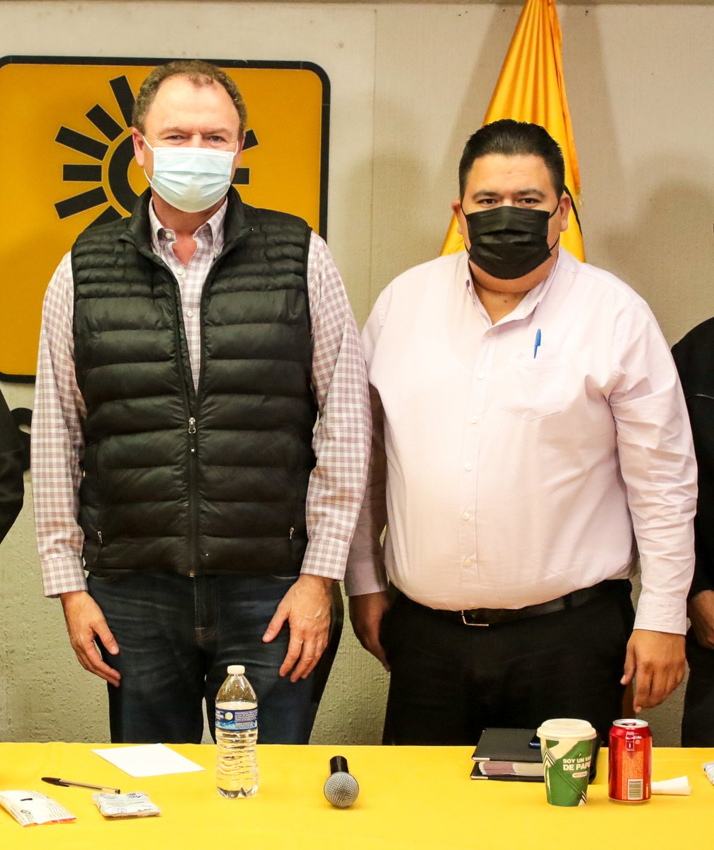 republica78's tweet photo. #LoÚltimo | Tiene @EGandaraC reunión de trabajo con el #PRDSonora de manera virtual se llevo acabo el encuentro donde participaron el líder nacional @Jesus_ZambranoG el presidente estatal del PRD @PrdJoel con más de 300 perredistas de todo el Estado. https://t.co/ERNizpHecG