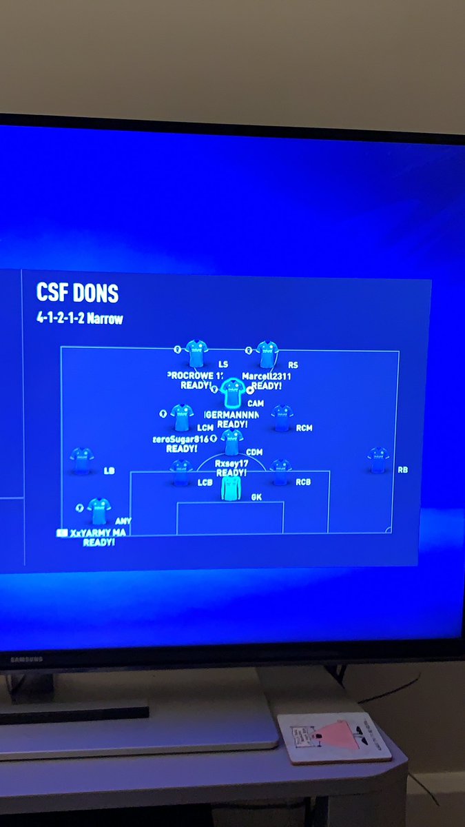 CsfDons's tweet photo. The boys need one win from 4 to gain promotion to div 1 #letshaveit https://t.co/f4HCH5BmMK