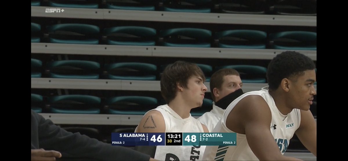 ⁦<a href="/GriggmasonMason/">Mason grigg</a>⁩ ⁦<a href="/CoastalMBB/">Coastal Men's Basketball</a>⁩ watching and supporting our former Trojans! Won’t be long and he will make an impact on that program.