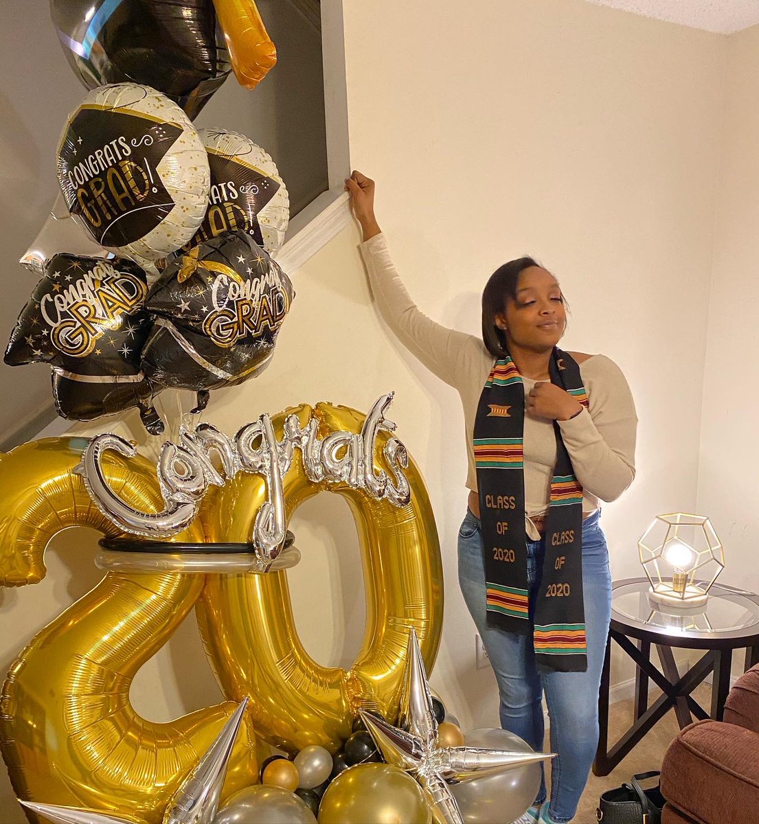 AleyahDanae's tweet photo. Took forever, but I’m finally done! “Obstacles were slowing me, but that buffer molded me.”- my girl Saweetie 🤟🏽💚💛⛏ #UNCC20 https://t.co/8SmqWhg1fz