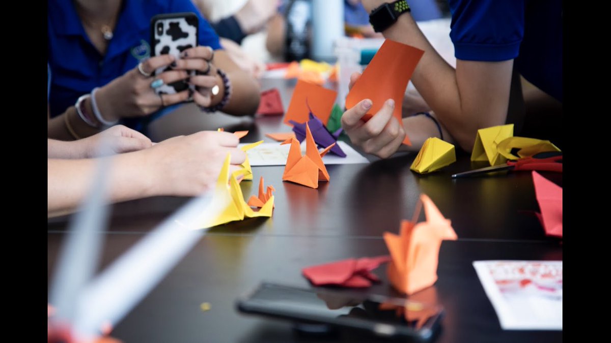 meinenartstudio's tweet photo. During our first day in the new @cayintschool HS each grade helped make origami animals for an installation piece! We have over 400 made! Can’t wait to see what the CAS students decide to do with them!
#arted #arteducation #issedu #NESArts #EdChat #LifeLongLearning #CISinspires https://t.co/hwZuVLONfp