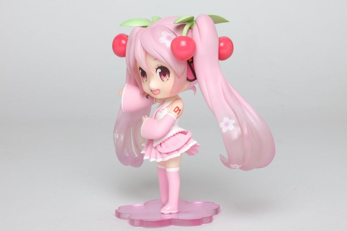 next up we have sakura miku doll crystal version by taito!!