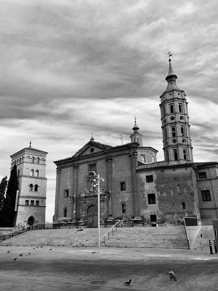 VictorConR_'s tweet photo. Mi primer tweet va para ella. La inmortal Caesaraugusta, Saraqusta, Zaragoza. https://t.co/SpnPzxfHkE