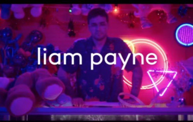 thought i made it obvious; one direction; a necessary thread