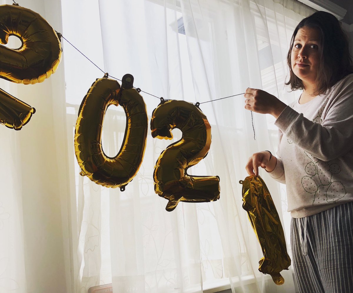 SauceWatch's tweet image. Turns out active insurrection sucks the air out of the New Year celebration. #2020done