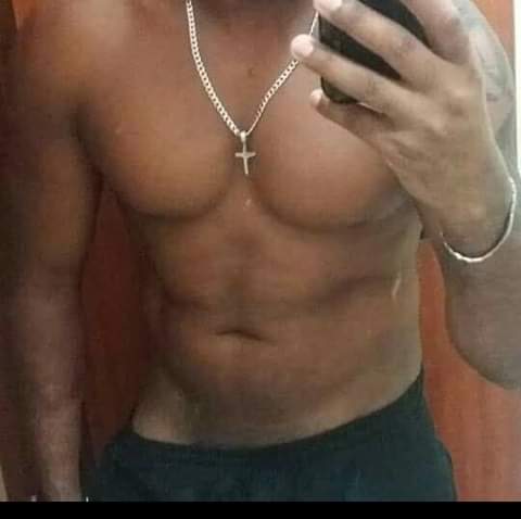 Fabaum6's tweet photo. Chama la no whats cheio de vontade hj
41998506509 https://t.co/iafLHEIvxH
