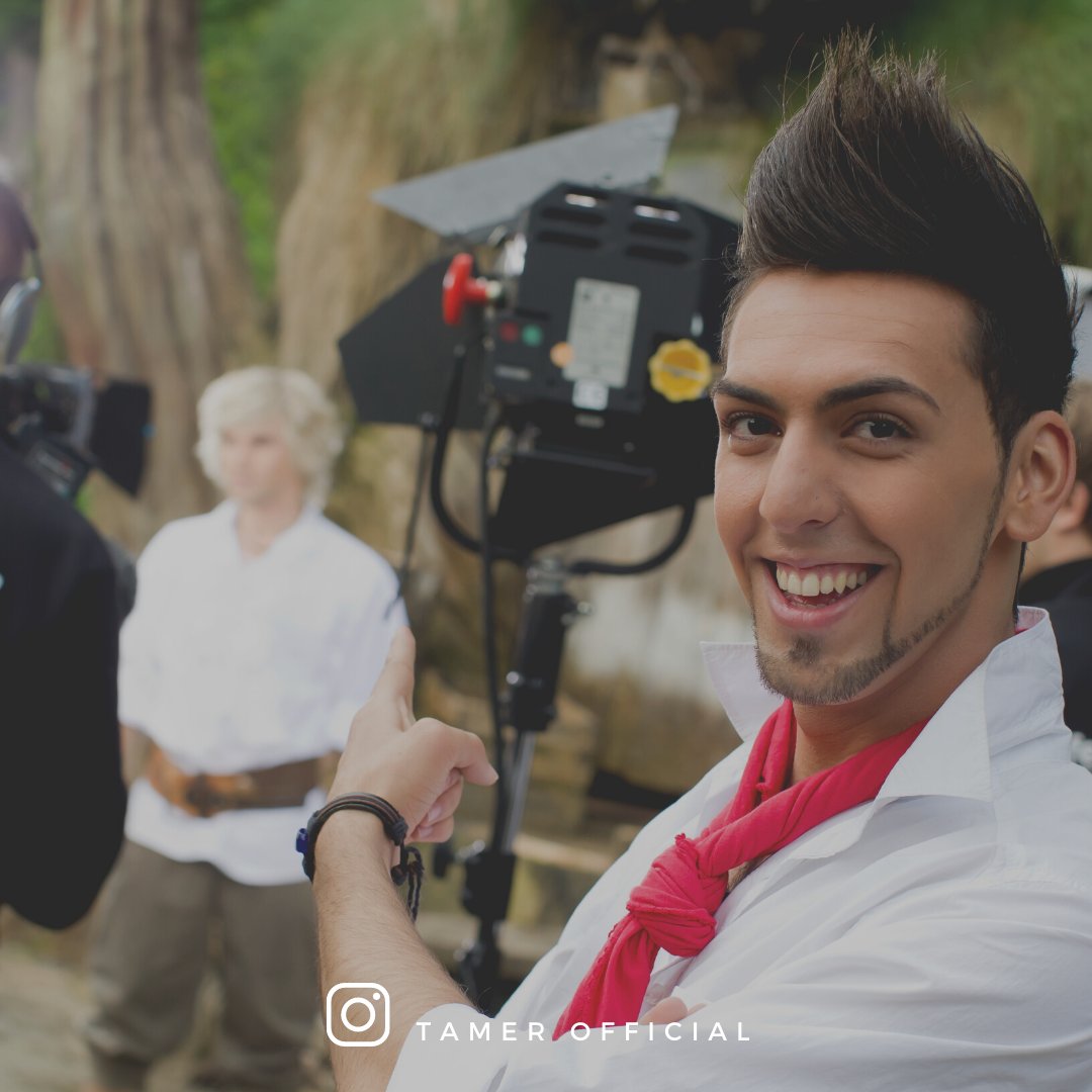 Official_Tamer's tweet photo. Phantasie haben heißt nicht, sich etwas auszudenken, es heißt, sich aus den Dingen etwas zu machen...
Erinnert ihr euch? ;)

#tamer_music #jamatami #photooftheday https://t.co/WIcvcQna29
